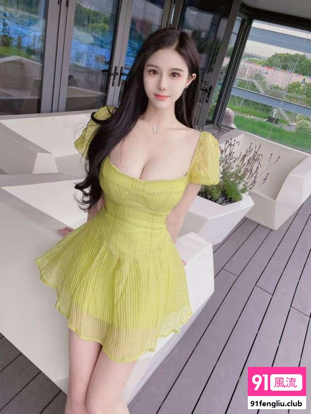 丰满性感情趣御姐